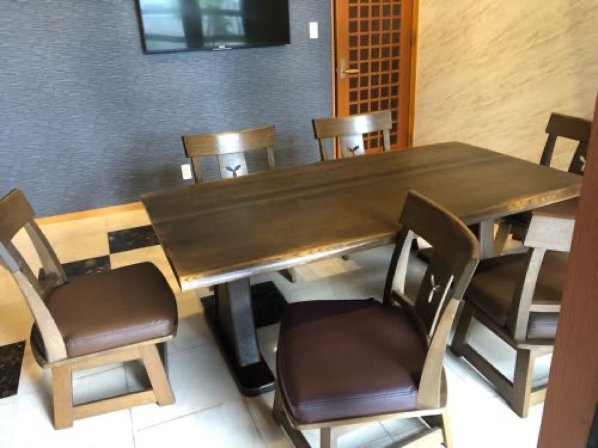 一枚板食卓テーブルセット 椅子座面張り替え 施工写真 4