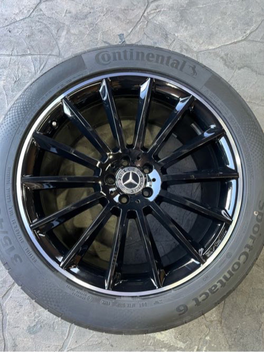 ベンツ ホイール修理 純正ホイール カラーリング 施工写真 2