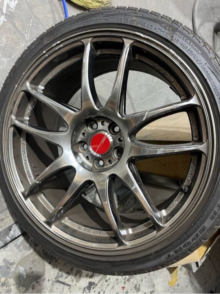 ハイパーシルバーホイール修理 純正ホイール 部分塗装修理 施工写真 1